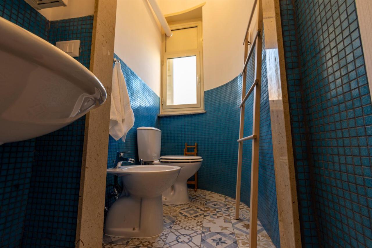 Locanda Popolare Aci Castello Bagian luar foto